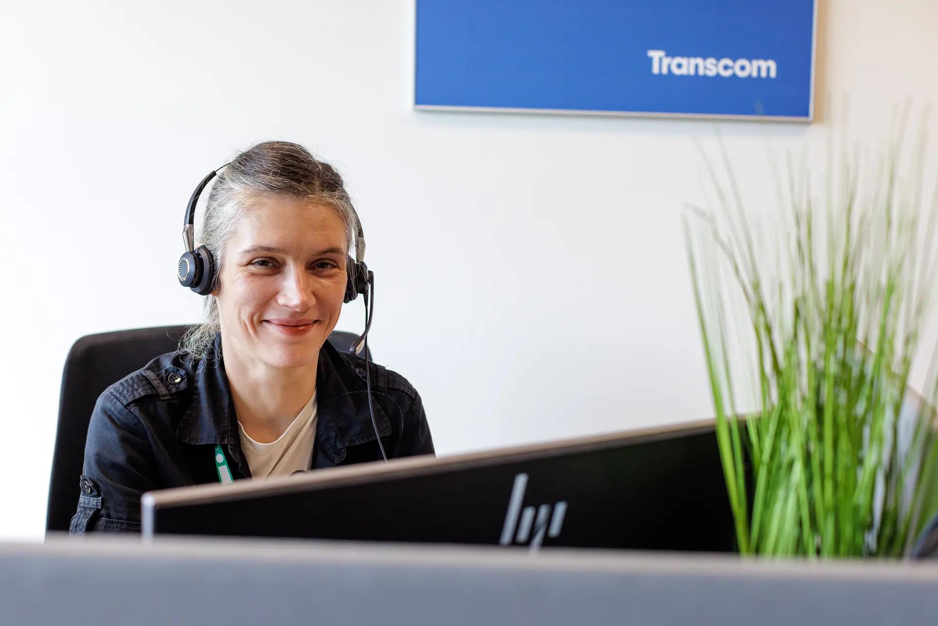 Front office customer support team working with advanced technology