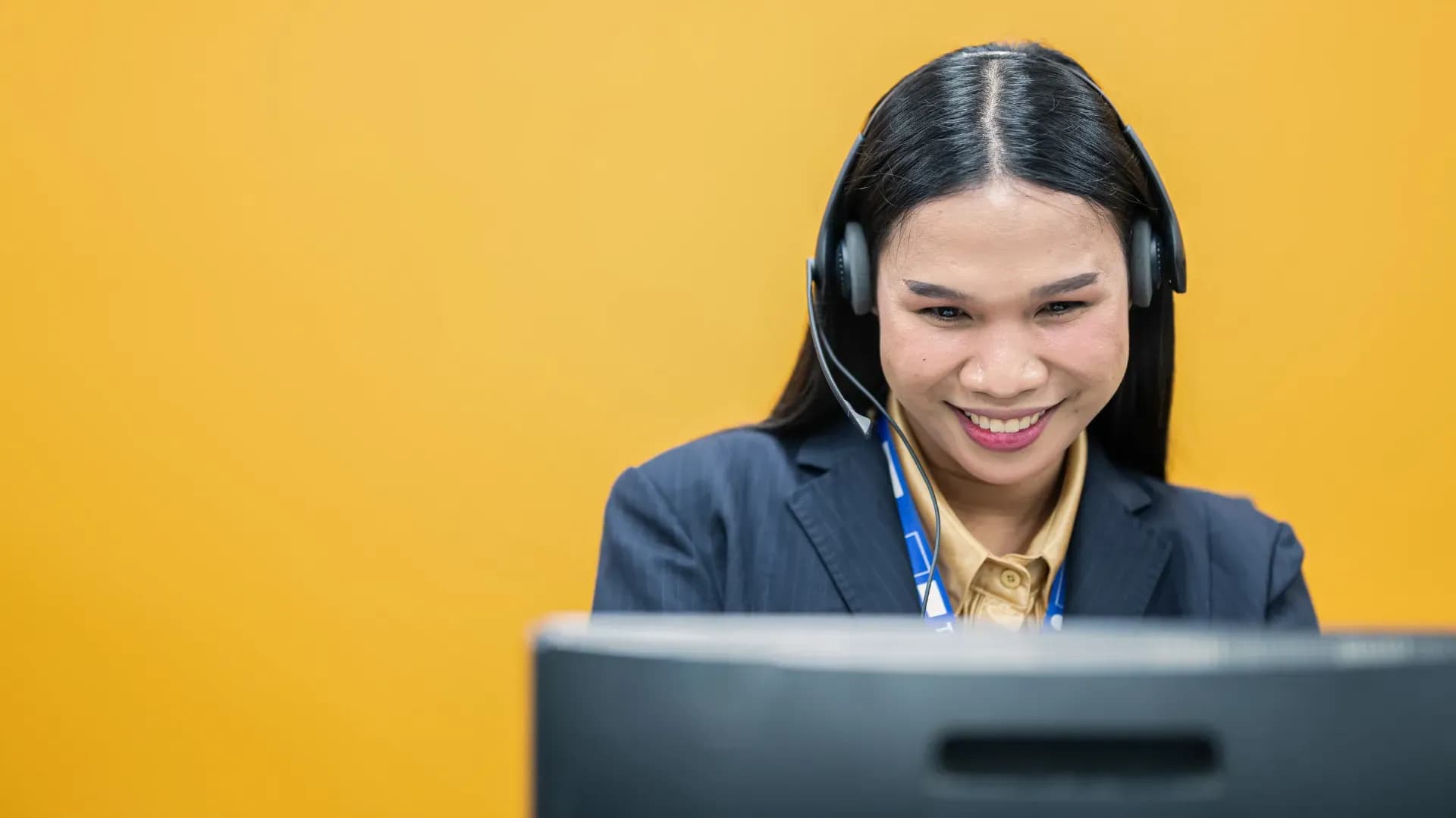 How a consumer electronics leader boosted agent throughput by 8% within 90 days of AI simulation training.